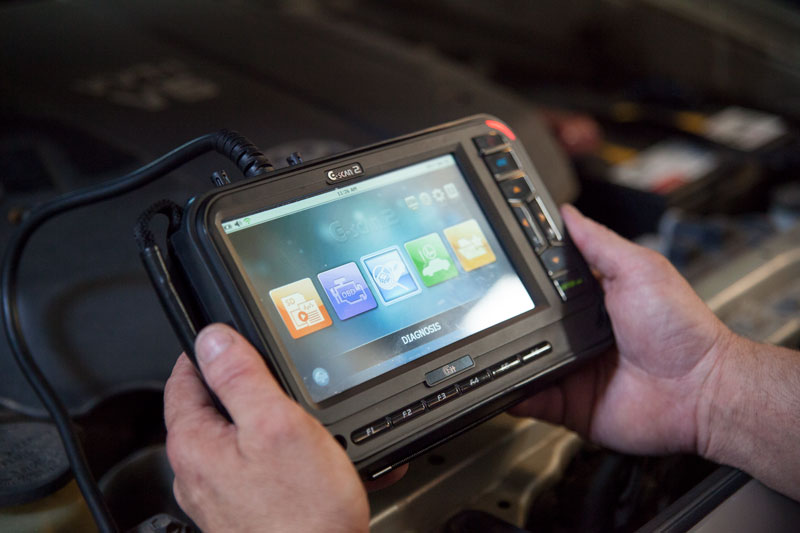 A logbook servicing device for new vehicles purchased near Warragul & Drouin